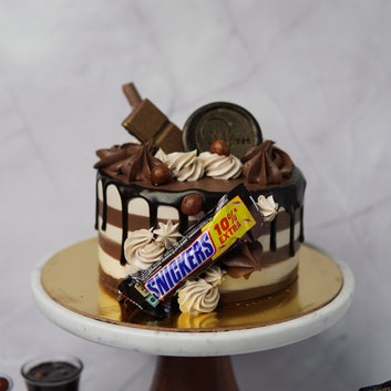 Snickers Cake