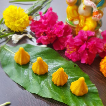 Kesar Kaju Modak